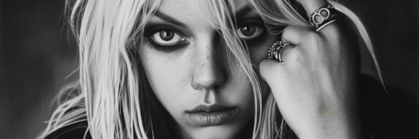 Taylor Momsen - jak stworzyć outfit inspirowany wokalistką The Pretty Reckless?