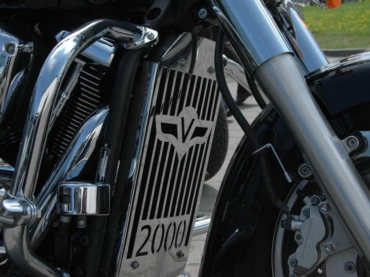 kawasaki vulcan 2000 accessories