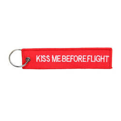 brelok do kluczy ARMY SURPLUS Kiss Me Before Flight Red
