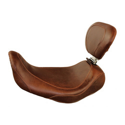 siedzenie kierowcy z oparciem MUSTANG HD Dyna Wide Tripper 537019